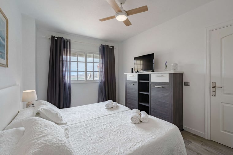 Master Bedroom with En-Suite Bath, TV & Sonos Sound System